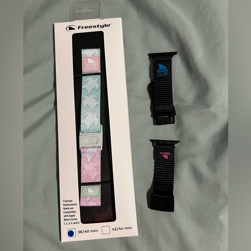 2 freestyle Apple Watch bands